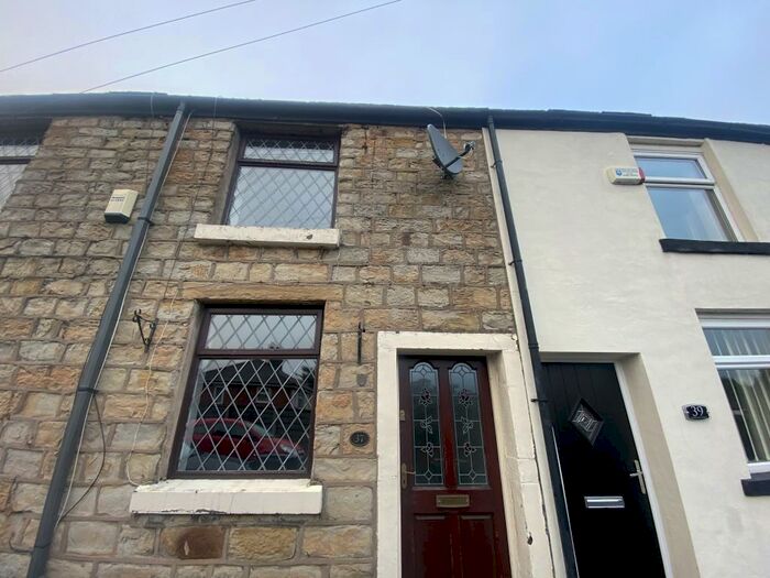 2 Bedroom House To Rent In Clarence Street, Hyde, SK14
