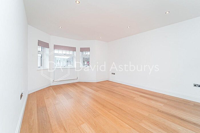 6 Bedroom Semi-Detached House To Rent In Claremont Road, Highgate, London, N6