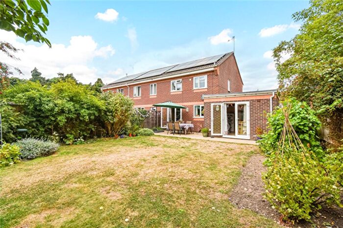 3 Bedroom End Of Terrace House For Sale In Foxley Fields, Urchfont, Devizes, Wiltshire, SN10