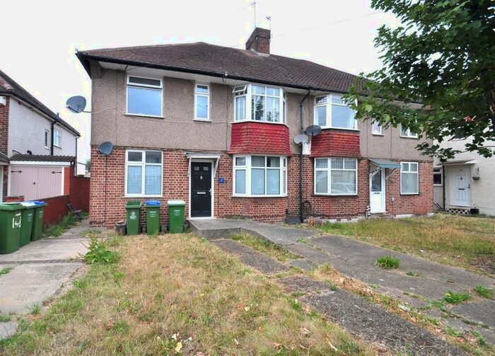 2 Bedroom Maisonette To Rent In Brampton Road, Bexleyheath, DA7