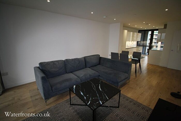 3 Bedroom Flat To Rent In Forrester Way, London, E15