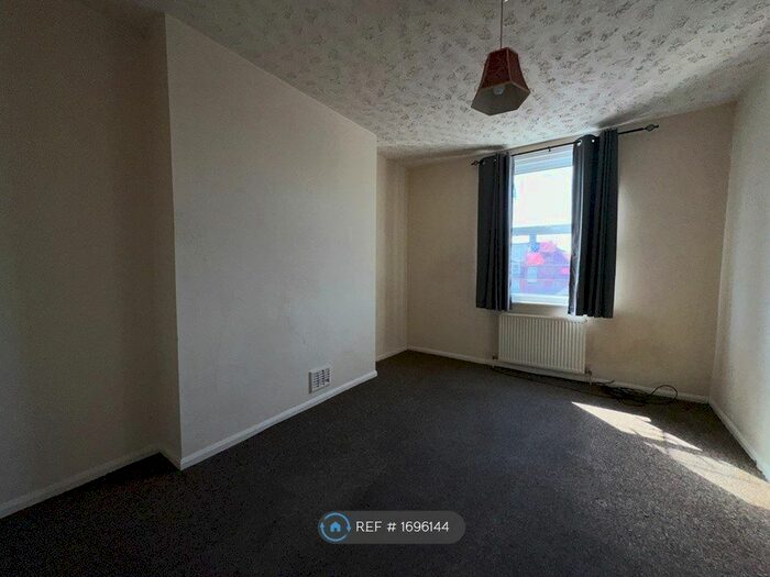 1 Bedroom Flat To Rent In Station Road, Westgate-On-Sea, CT8