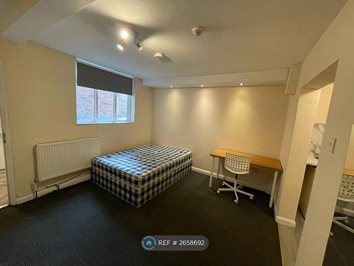 Studio To Rent In Mansfield Road, Nottingham, NG1