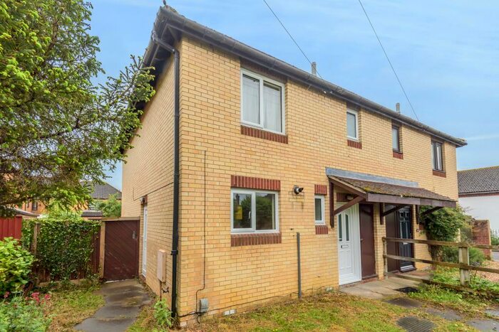 3 Bedroom Semi-Detached House To Rent In Hollow Way, Headington, OX3