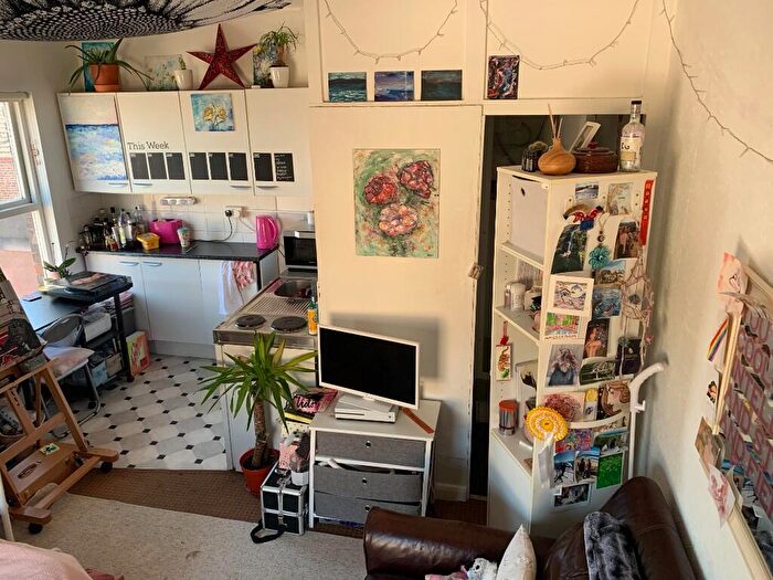 Studio To Rent In Gainsborough Road, Liverpool, Merseyside, L15