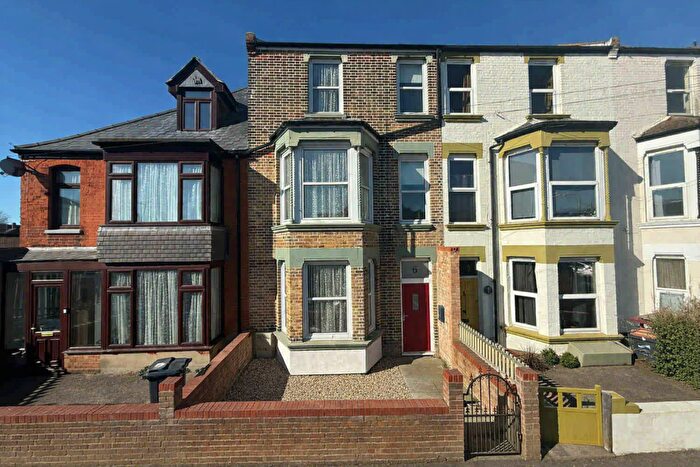 4 Bedroom Terraced House For Sale In Albert Road, Margate, CT9