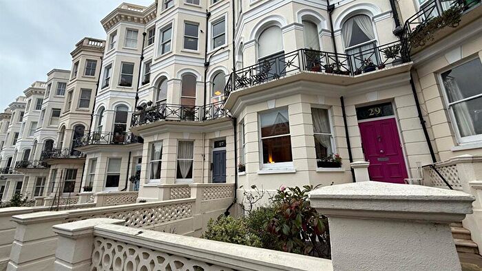 1 Bedroom Flat To Rent In Cambridge Road, Hove, BN3