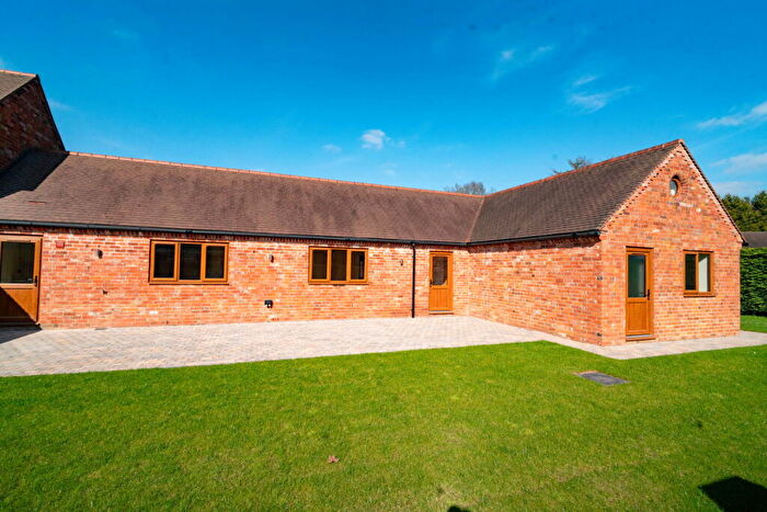 2 Bedroom Barn Conversion For Sale In Tanworth-in-Arden, Solihull, B94