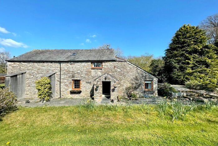 4 Bedroom Country House To Rent In Middlemoor, Tavistock, PL19