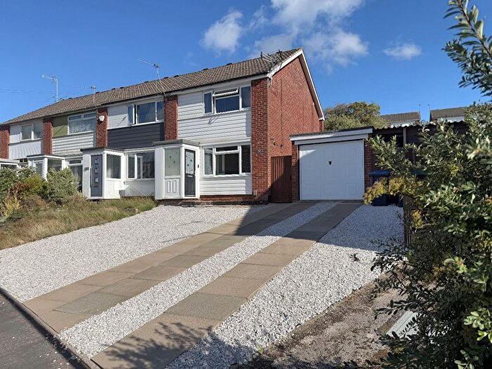 2 Bedroom End Terrace House For Sale In Frobisher Road, Bilton, Rugby, CV22