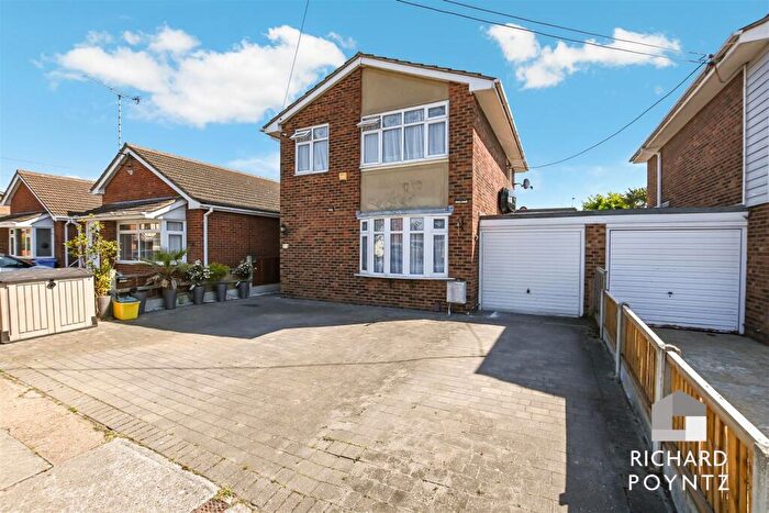 4 Bedroom House For Sale In Westwood Road, Canvey Island, SS8