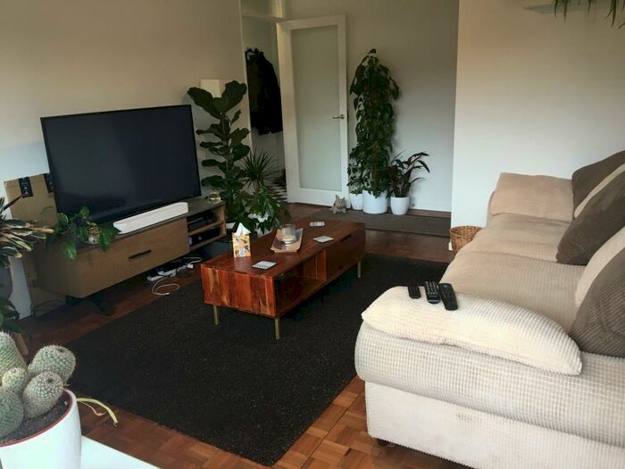 3 Bedroom Flat To Rent In Athelney Court, Gervis Road, BH1