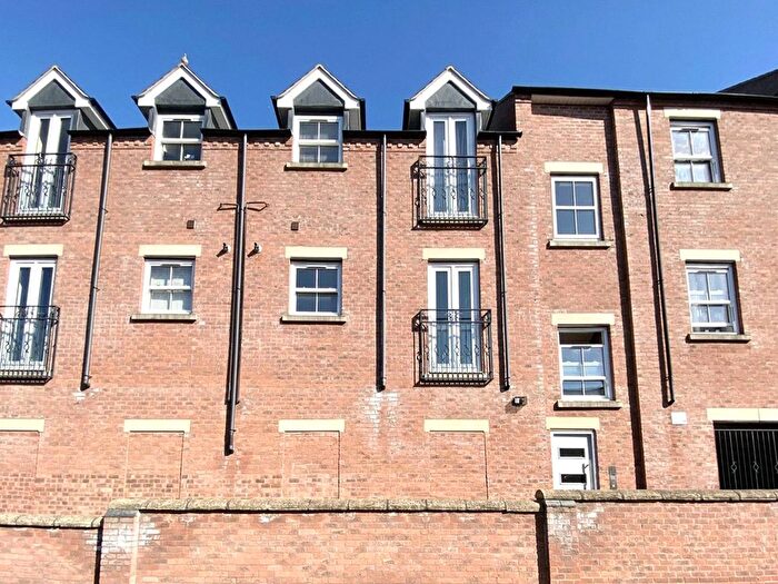 2 Bedroom Flat For Sale In Ten Tree Croft, Wellington, Telford, Shropshire, TF1