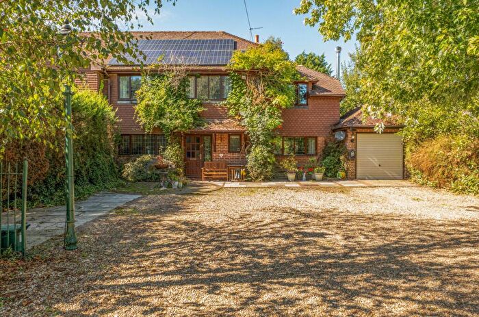 5 Bedroom Semi Detached House For Sale In Horsham Road, Capel, RH5