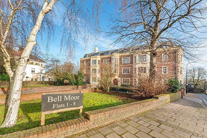4 Bedroom Flat To Rent In East Heath Road, Hampstead, NW3