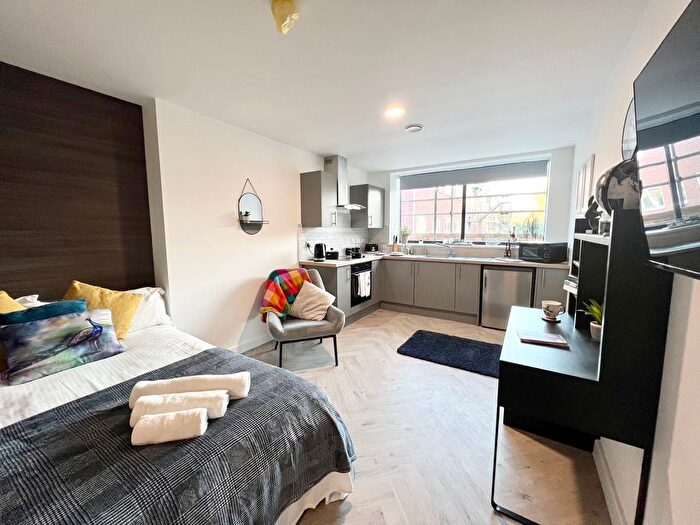 1 Bedroom Studio To Rent In Broadgate, Nottingham, NG9