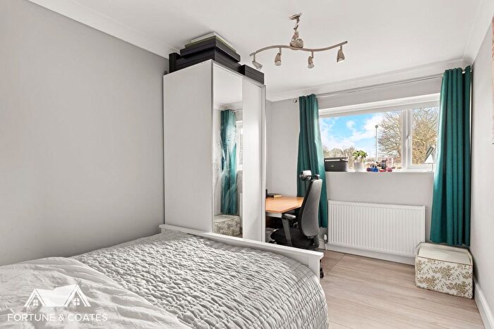 3 Bedroom Terraced House For Sale In Nicholls Field, Harlow, CM18