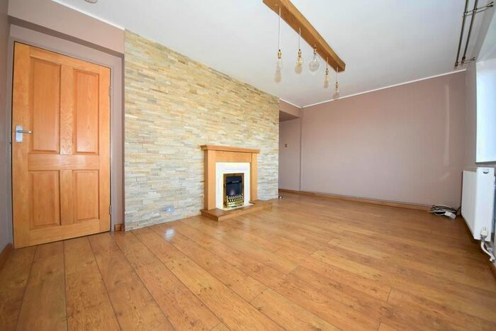 2 Bedroom Flat To Rent In Millbank, Warwick, CV34