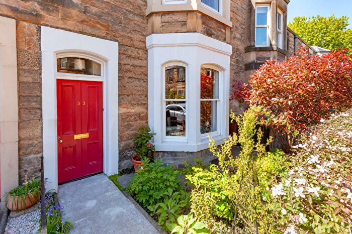 1 Bedroom Flat For Sale In Briarbank Terrace, Shandon, Edinburgh, EH11