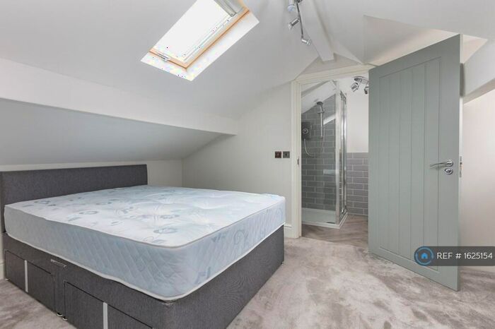 Studio To Rent In Firwood Lane, Bolton, BL2