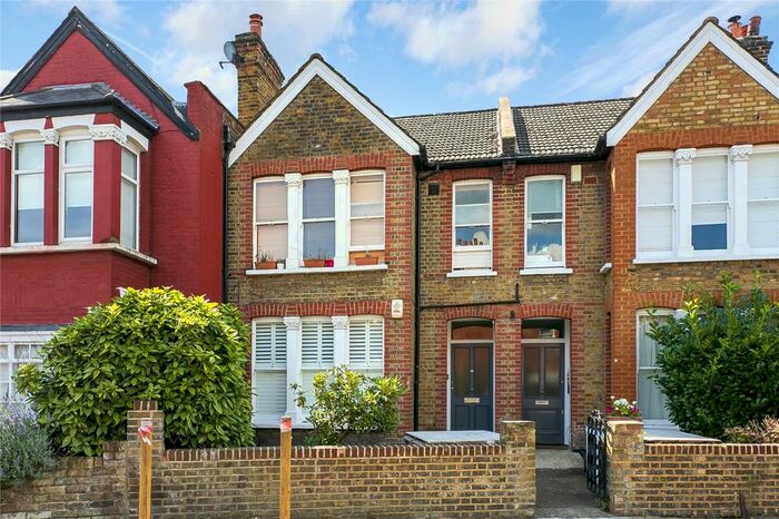 2 Bedroom Flat To Rent In Selwyn Avenue, Richmond, TW9