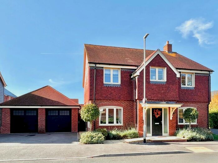 4 Bedroom Detached House To Rent In Chapel Drive, Aston Clinton, Aylesbury, HP22