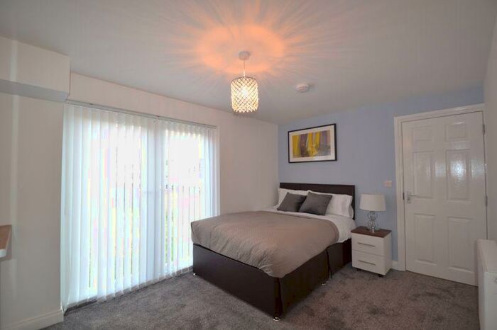 House Of Multiple Occupation To Rent In Leonardo Court, Corby, NN18