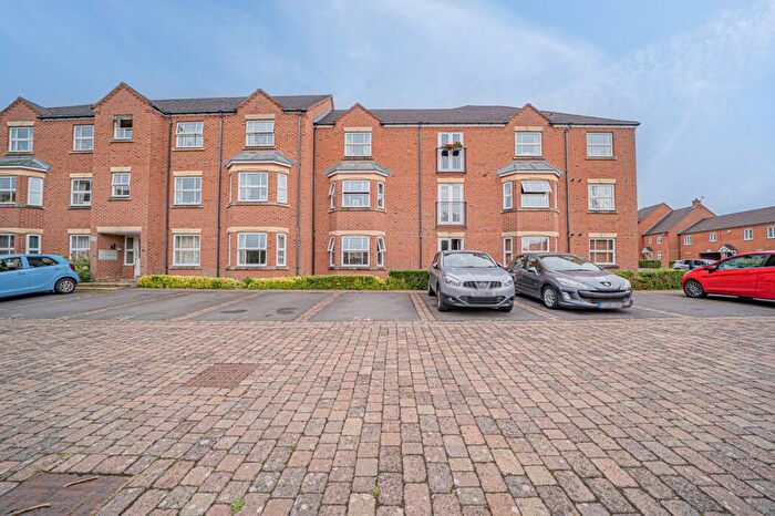 2 Bedroom Apartment For Sale In Wharf Lane, Solihull, B91