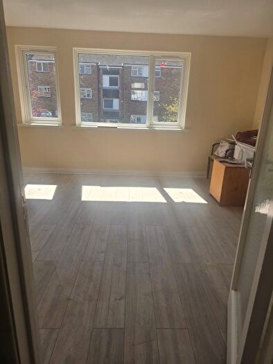 2 Bedroom Flat To Rent In Rodwell Close, Ruislip, HA4