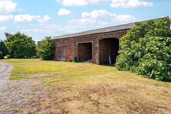 5 Bedroom Farm House For Sale In Owens Farm, Aughton, L39