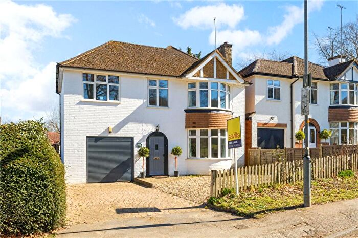 4 Bedroom Detached House For Sale In St. Johns Road, Harpenden, Hertfordshire, AL5