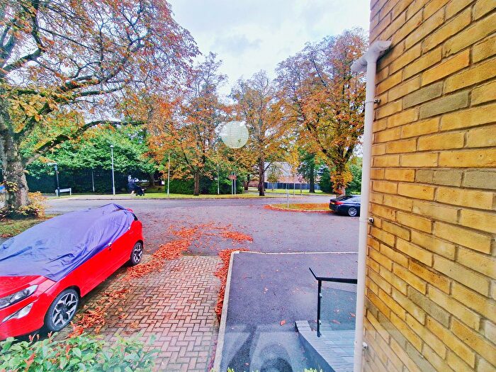 2 Bedroom Flat To Rent In St Andrews Rd, St Andrews Rd, Uxbridge, UB10