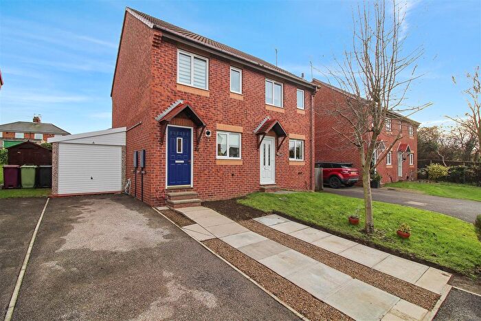 2 Bedroom Semi-Detached House For Sale In Westlea View, Clowne, Chesterfield, S43