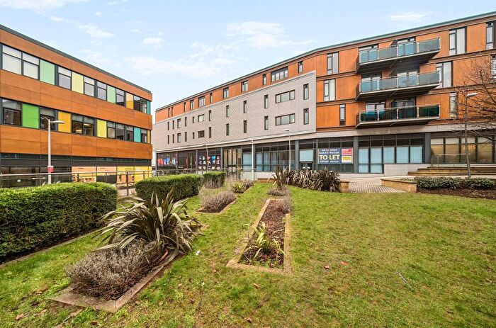 2 Bedroom Flat For Sale In Mulberry House, Burgage Square, Wakefield, West Yorkshire, WF1