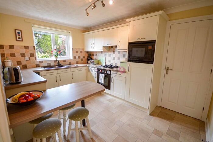 4 Bedroom Detached House For Sale In Pavilion Close, Clowne, Chesterfield, S43