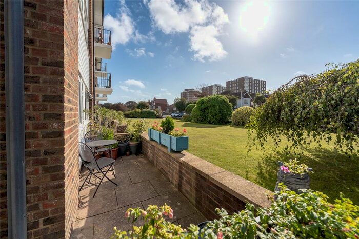 1 Bedroom Flat For Sale In Bath Road, Worthing, West Sussex, BN11