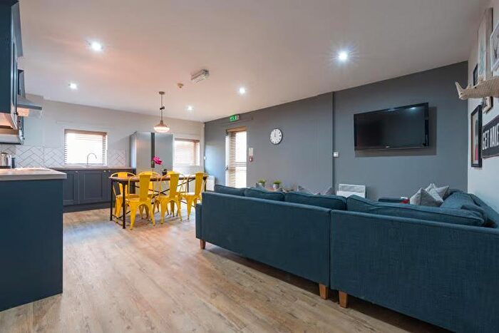 5 Bedroom Flat To Rent In Byron Lofts, Newcastle Upon Tyne, NE2