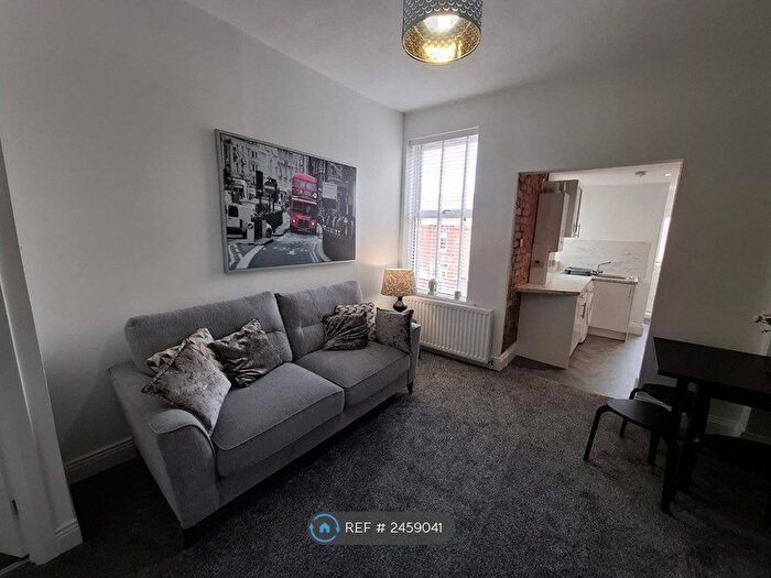 3 Bedroom Flat To Rent In Brinkburn Street, South Shields, NE34