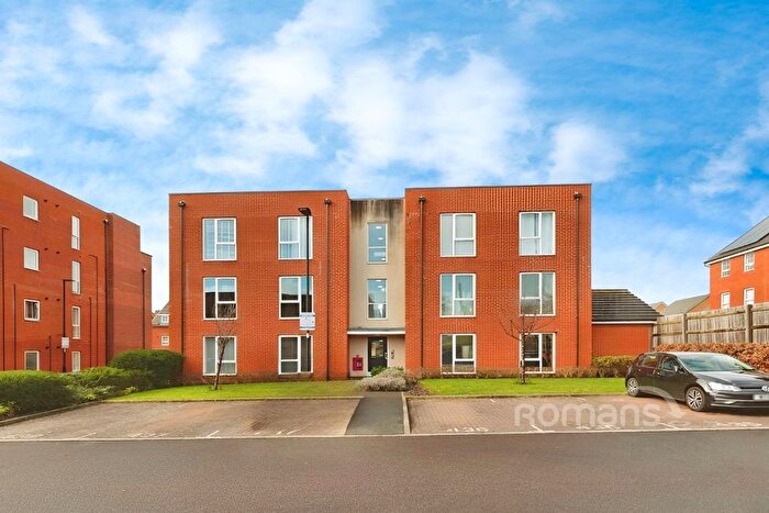 2 Bedroom Flat For Sale In Robertson Way, Basingstoke, RG21