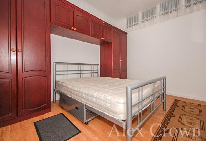 2 Bedroom Flat To Rent In Blackstock Road, Finsbury Park, N4
