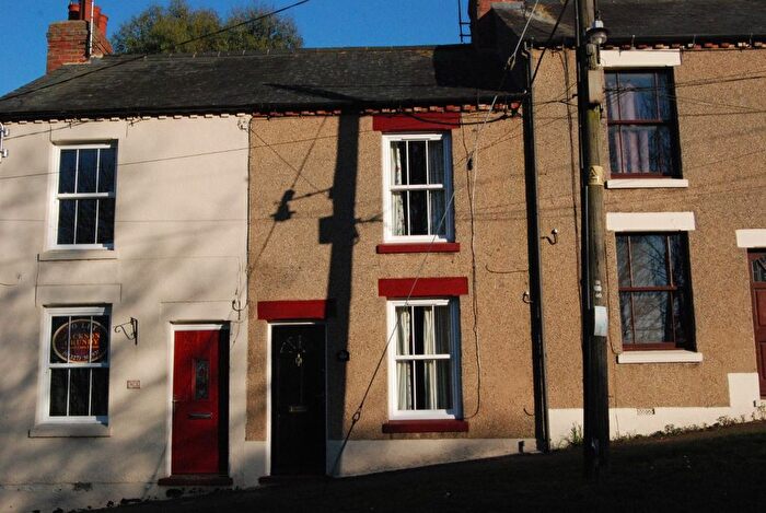 2 Bedroom Terraced House To Rent In The Banks, Long Buckby, Northampton, Northamptonshire, NN6