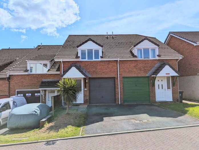 3 Bedroom Town House To Rent In William Young Mews, Liskeard, PL14