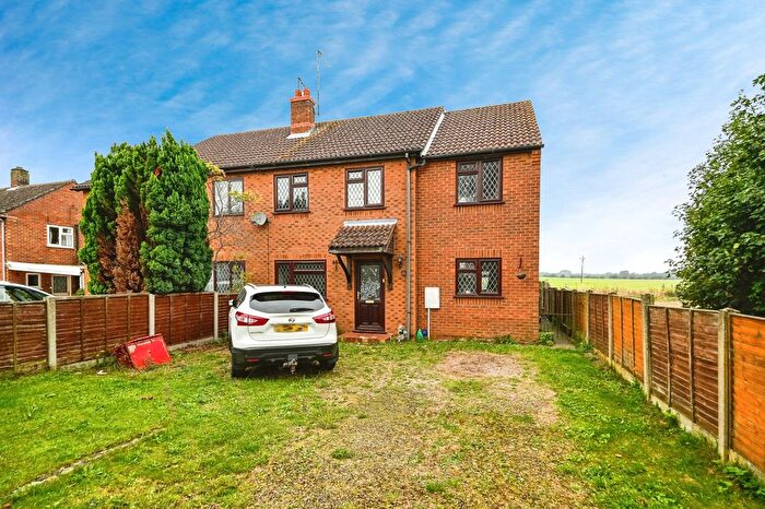 4 Bedroom Semi-Detached House For Sale In Church Lane, Roydon, Kings Lynn, Norfolk, PE32