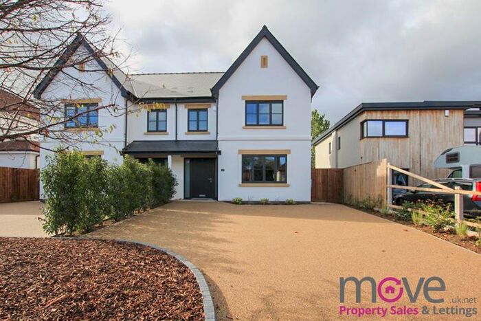 4 Bedroom Semi-Detached House To Rent In Sandy Lane, Charlton Kings, Cheltenham, GL53