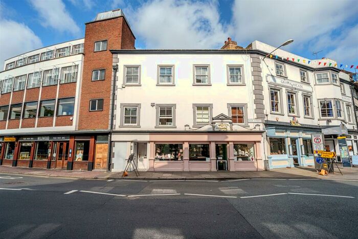 1 Bedroom Flat To Rent In Market Place, Kingston Upon Thames, KT1