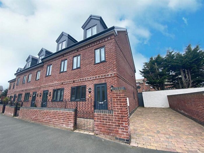 3 Bedroom Terraced House For Sale In Albion Street, Wallasey, CH45