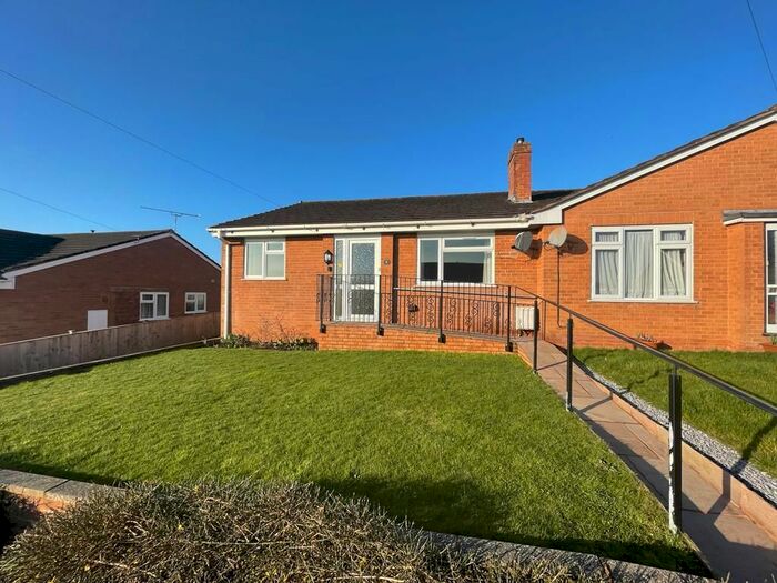 2 Bedroom Bungalow To Rent In Roberts Close, Cullompton, EX15