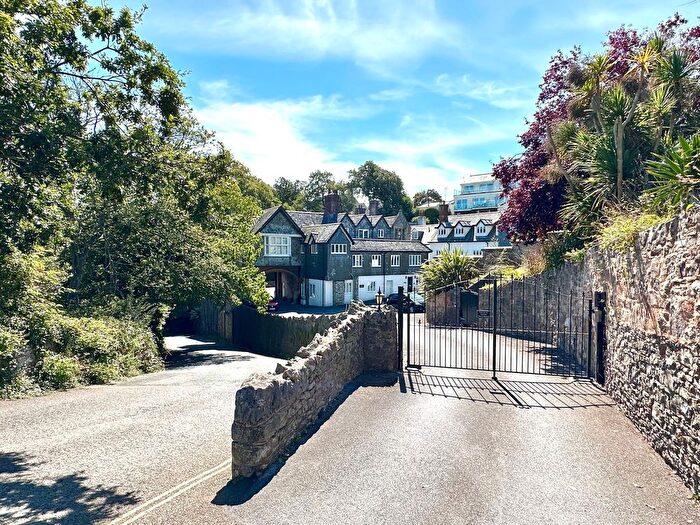 2 Bedroom Flat To Rent In William Morris, Babbacombe Cliff, Torquay, TQ1