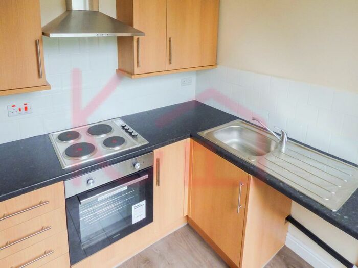 1 Bedroom Flat To Rent In Flat, Avenue Road, Wheatley, DN1