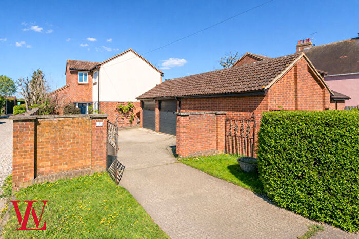 4 Bedroom Detached House For Sale In Paget Court, Elsenham, Bishop's Stortford, Essex, CM22